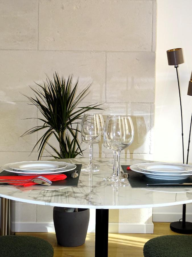 Augustins Fountain Studio Cosy Aix Centre Historique A 3 Minutes De Cours Mirabeau -Wifi-Smart Tv-Rue Calme Aix-en-Provence Esterno foto