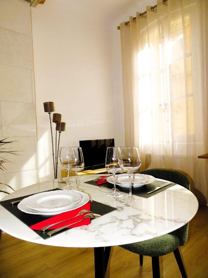 Augustins Fountain Studio Cosy Aix Centre Historique A 3 Minutes De Cours Mirabeau -Wifi-Smart Tv-Rue Calme Aix-en-Provence Esterno foto